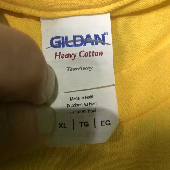 HERSHEY’S MR CHACKO’S YELLOW SHIRT GILDAN MENS XL - Picture 2 of 6